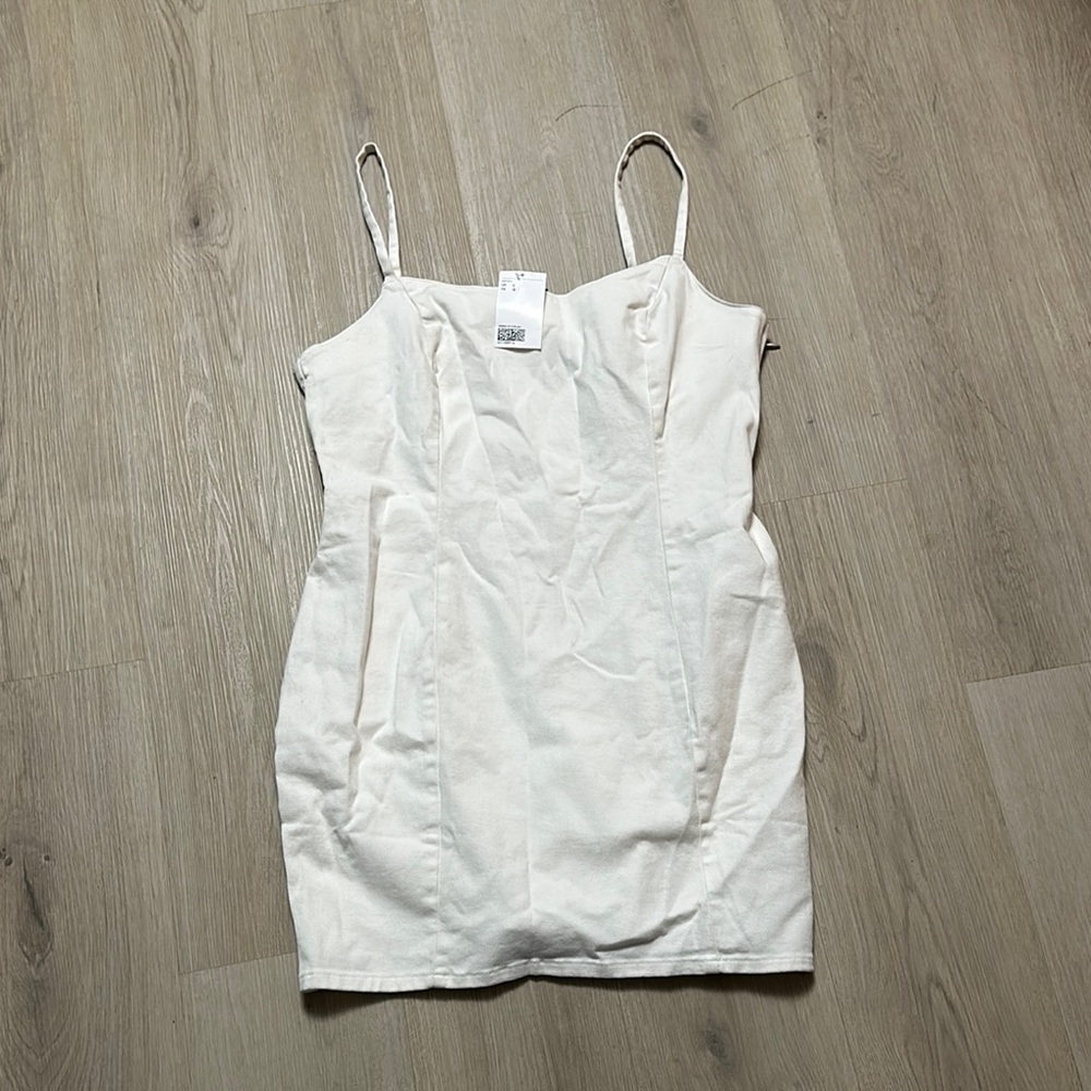 NWT H&M Divided Cream White Sleeveless Mini Dress